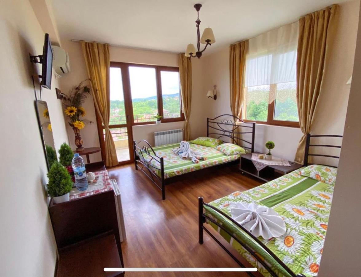Готель Kyshta Za Gosti Raya Fazanovo Екстер'єр фото